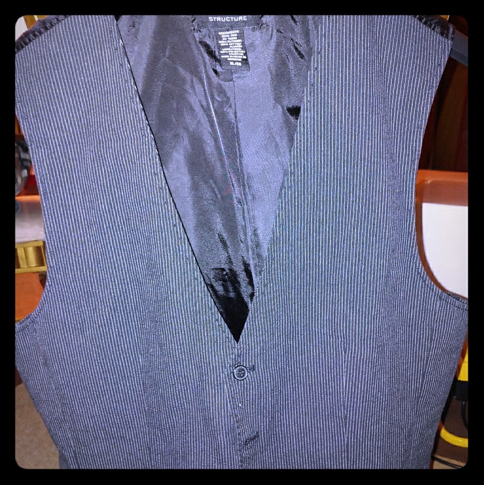 New Vest from "Structure"